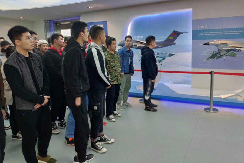 97久久人人超碰国产精品