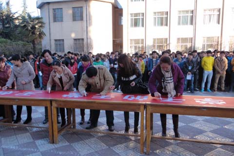 97久久人人超碰国产精品