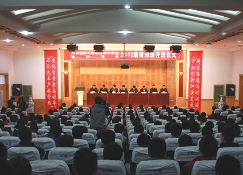 97久久人人超碰国产精品
