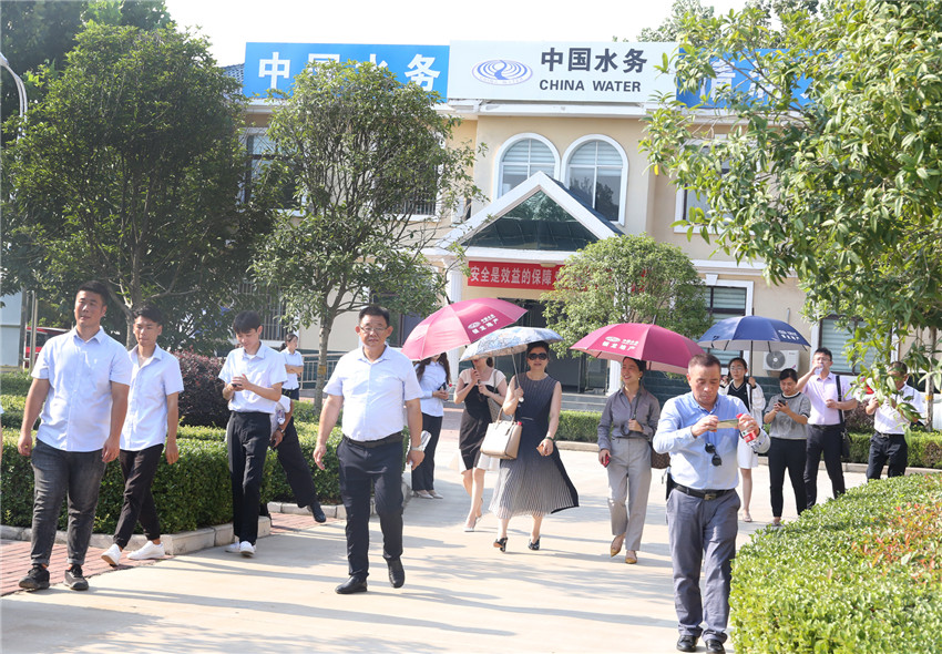 97久久人人超碰国产精品